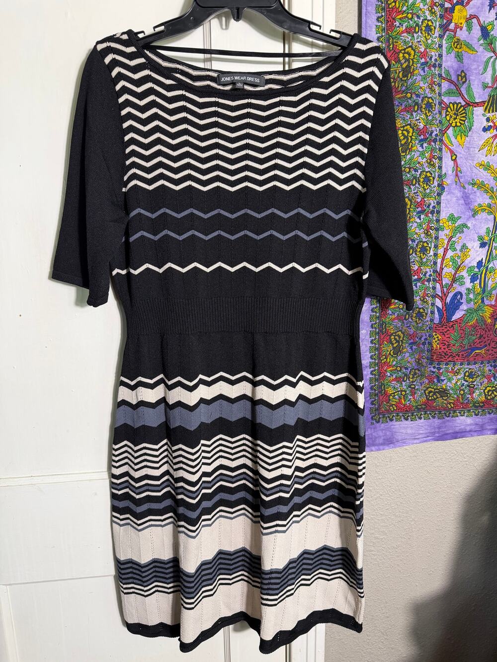 Jones Wear Dress Knit Chevron Fit & Flare Sweater Dress Black White Blue Size L